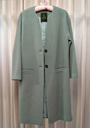 그린 롱 코트 버튼 포함