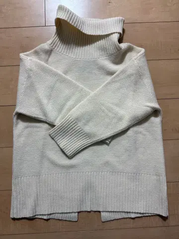 relume 라무즈 울 터틀넥 스웨터