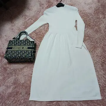 화이트 니트 롱 원피스