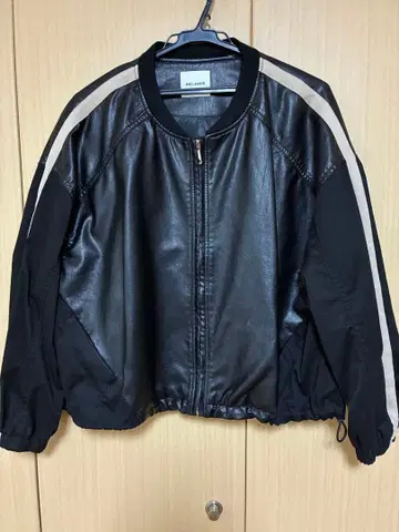 MELANGE 멜란지 절개 자켓 블루종 1회 착용 블랙