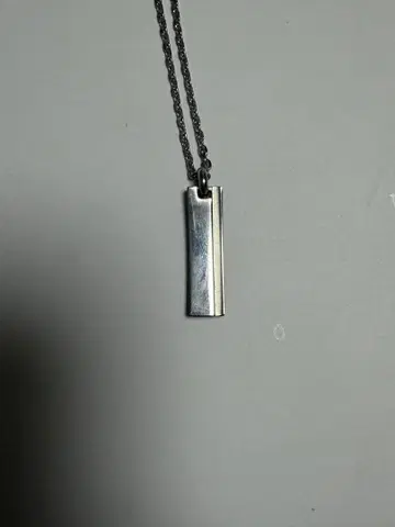 LION HEART LH-1 커브드 플레이트 목걸이