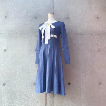 택 포함 새상품 바이컬러 보타이 니트 원피스 블루 S