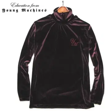 에듀케이션 프롬 영머신 새상품 정가 1.2만 터틀넥 상의