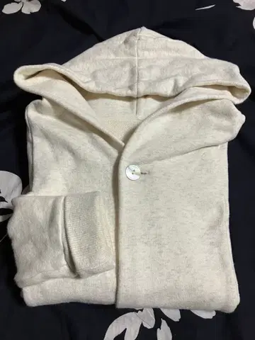 팔라스 팰리스 아이보리 후드티