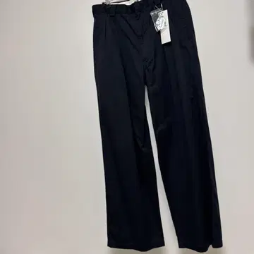 미사용 새상품 유니클로 U 턱 와이드 팬츠