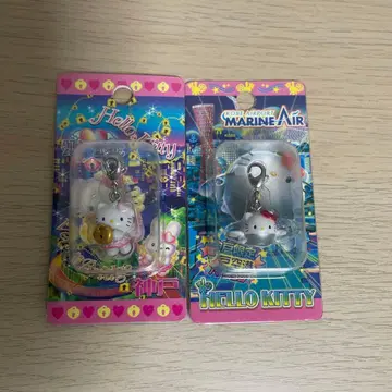 지역 한정 키티 스트랩 지퍼 마스코트 2점