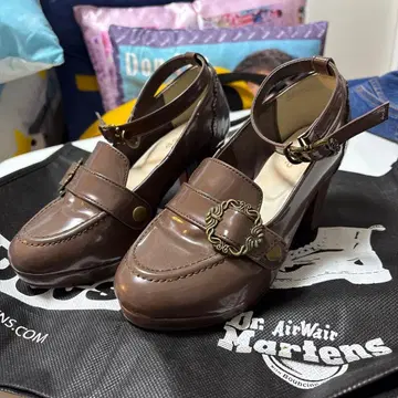 axes femme 클래시컬 힐 신발