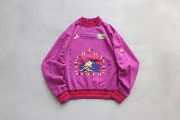 C.E UNINTERRUPTED CREW NECK 자수 맨투맨