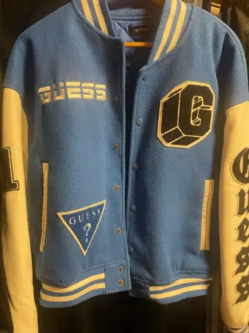 GUESS 바시티 자켓 파란색 자수 로고
