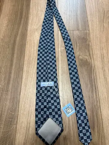 도라에몽 넥타이