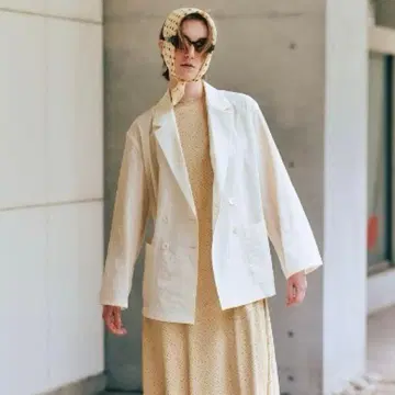 Mila Owen (밀라 오웬) 스트레치 시어 더블 자켓