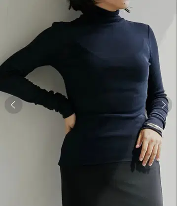 Whim Gazette 하세가와 쿄코 씨 콜라보 터틀 풀오버