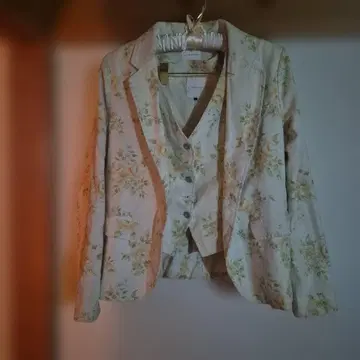 LOWRYS FARM 꽃무늬 테일러드 자켓 M