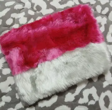 아무로 나미에 SMAP SHOP 퍼 클러치백