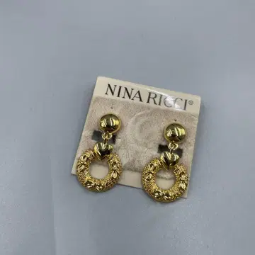23 빈티지 NINA RICCI 골드 플라워 귀찌