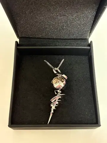 파이널 판타지 XIII 약혼 펜던트 세라