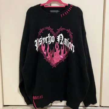 서브컬쳐 지뢰계 니트 스웨터 오버 사이즈 로고 데미지