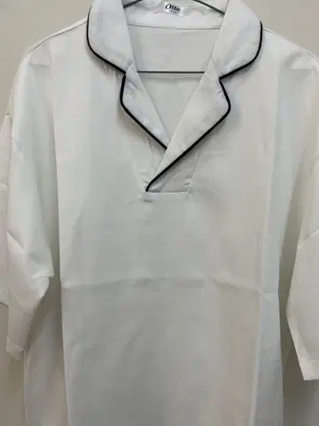 Otte 화이트 반팔 셔츠