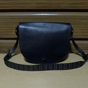 아네스베 agnesb. 올림피아 하프문 스터드 백