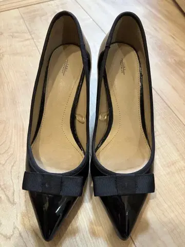 ZARA 펌프스