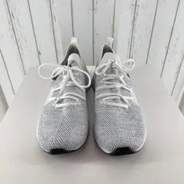 푸마 소프트 스니커즈 미사용품