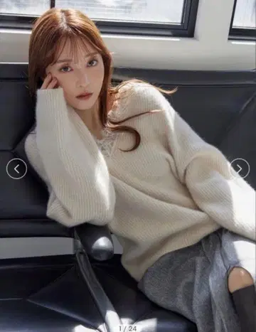 SNIDEL 라쿤 카라 레이스 풀오버