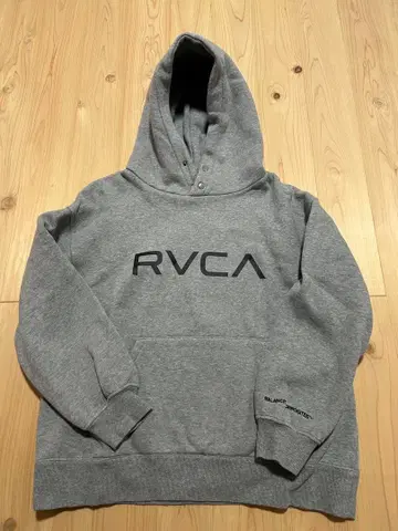 RVCA 그레이 후드 부착 후드티