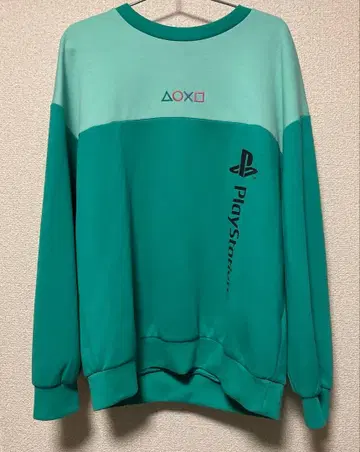 GU PlayStation 트레이닝복