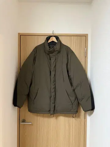 TAION x Si 리버서블 다운