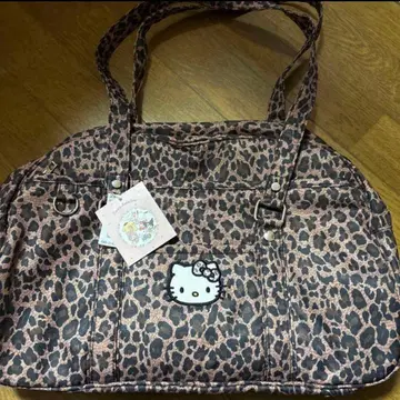 키티 레오파드 무늬 보스턴 백