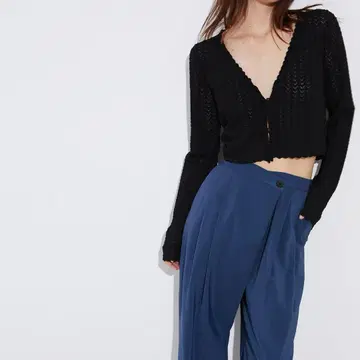 리브 편직 화이트 크롭 상의