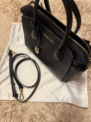 MICHAEL KORS 블랙 숄더백