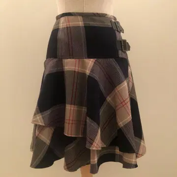YORK LAND 체크 스커트