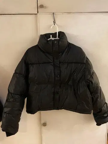 한국 구매 블랙 크롭 다운 자켓