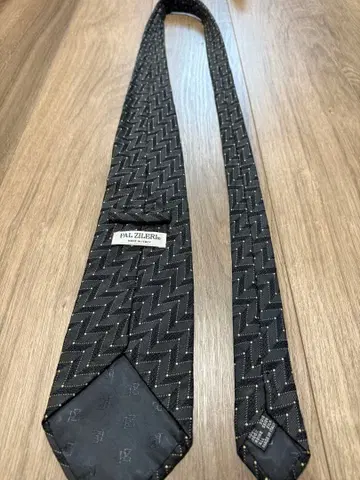 PAL ZILERI 블랙 지그재그 패턴 넥타이