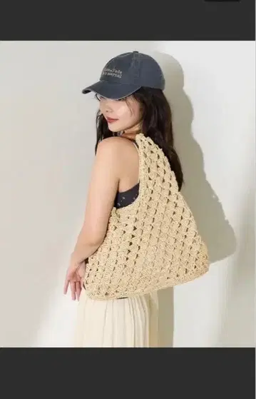 프릭스스토어 트라이앵글 페이퍼 백 내추럴