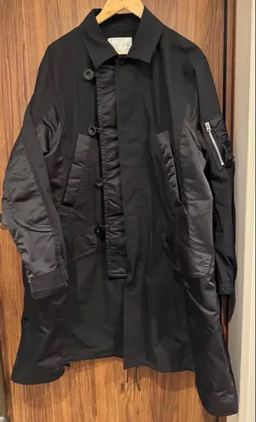 [ 새상품급 ] sacai 사카이 도킹 밀리터리 코트 블랙 SCM-035