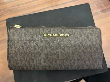 MICHAEL KORS 모노그램 장지갑