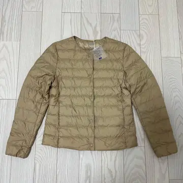 미사용 새상품 UNIQLO 울트라 라이트 다운 컴팩트 자켓 S 베이지