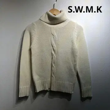 S.W.M.K 아이보리 터틀넥 스웨터 M 케이블 짜임 니트