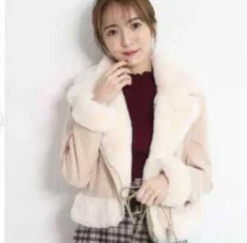 리랜드쳐 숏 기장 무스탕 코트 베이지 보아 포함