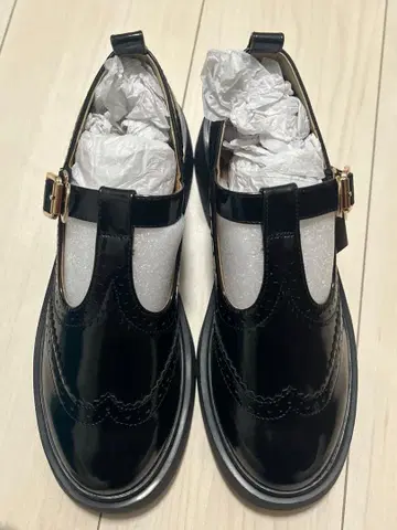 LILY BROWN 릴리 브라운 T스트랩 메리제인