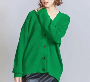 뷰티&유스 오버 V넥 립 니트 가디건 워셔블 새상품급