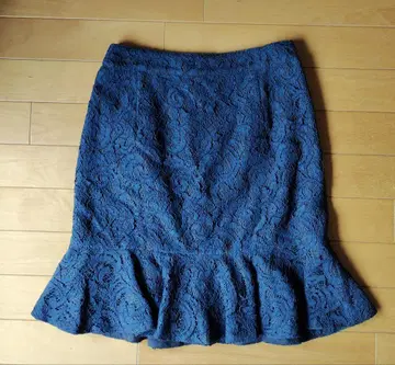 그레이스 콘티넨탈 스커트