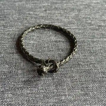 화이트하우스콕스 가죽 팔찌