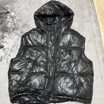 ZARA 블랙 후드 부착 다운 베스트 EUR XS