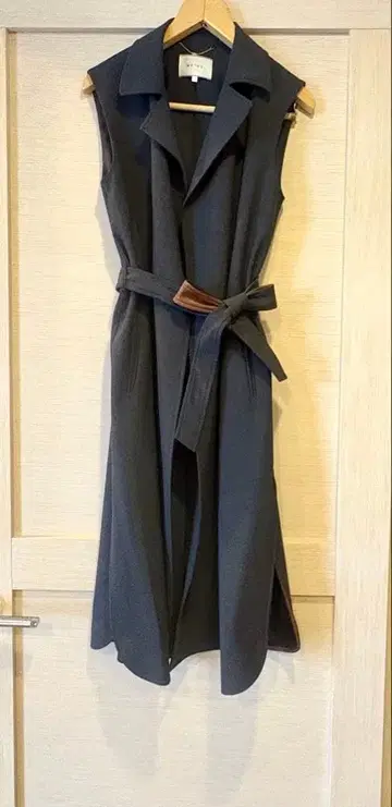 [클리닝 완료] BEIGE / 다크 그레이 베스트 롱 사이즈 M