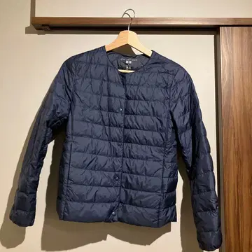 UNIQLO 울트라 라이트 다운 M 네이비 울트라 라이트 다운