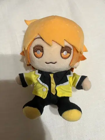 아키 앉아 봉제 인형