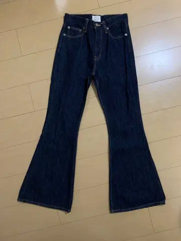 Ungrid 부츠컷 데님